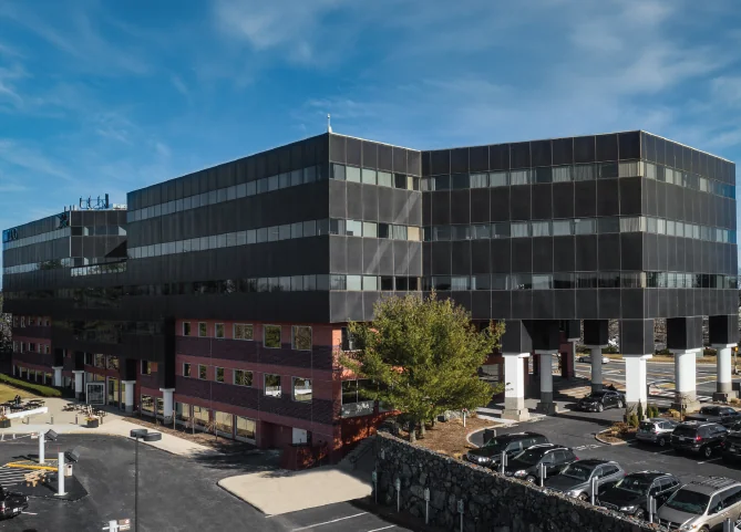 492 Old Connecticut Path — Lease in Framingham, MA, photo 1 of 5
