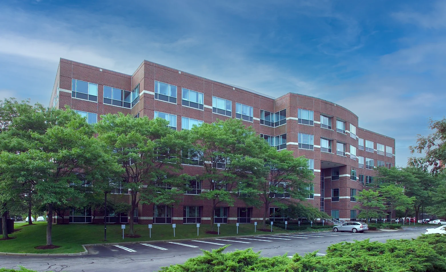 300 Crown Colony Drive — Lease in Quincy, MA, photo 1 of 4