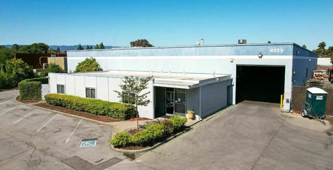Bohannon Industrial Park — Lease in Menlo Park, CA, photo 2 of 3