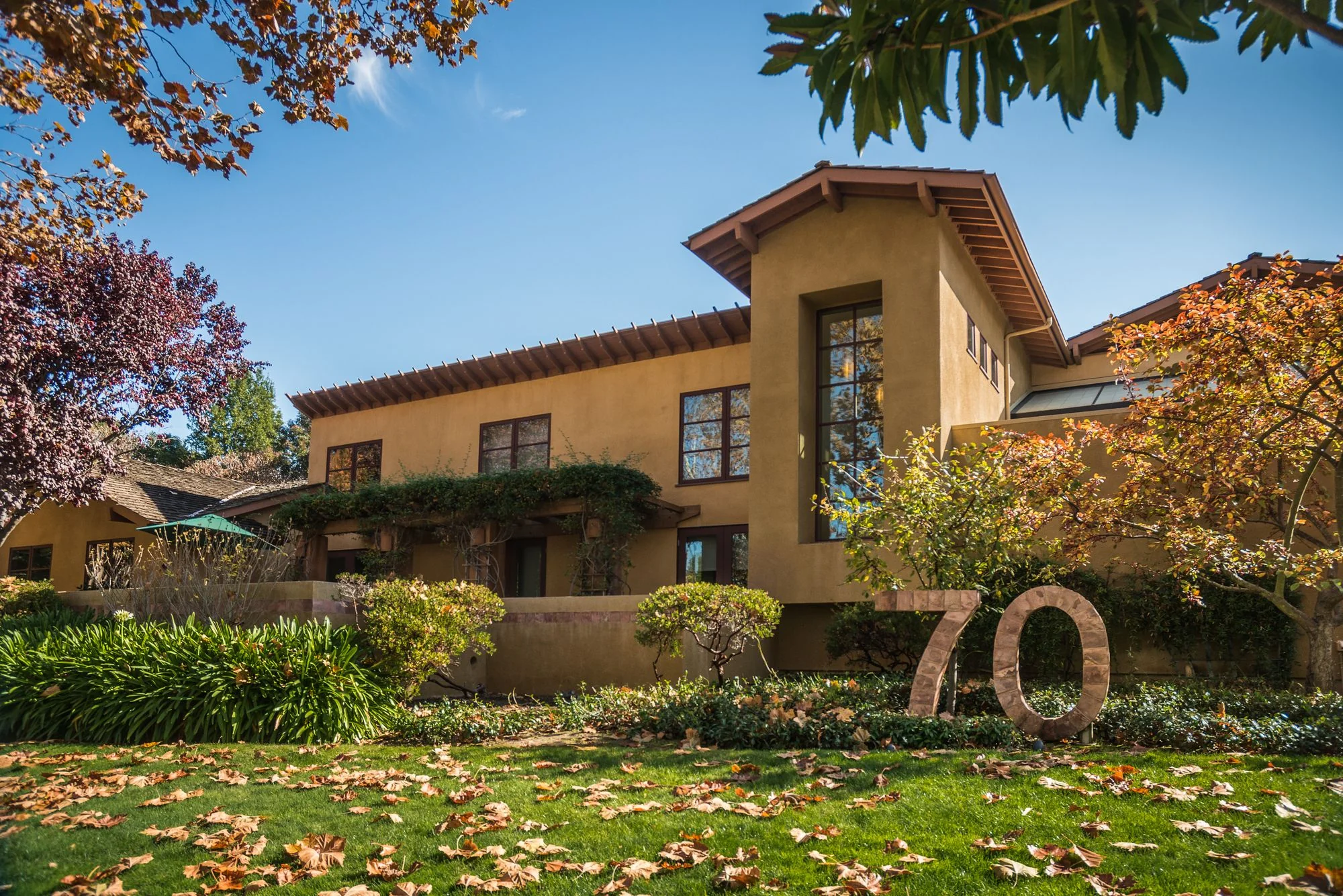 70 Willow Road — Lease in Menlo Park, CA, photo 1 of 1