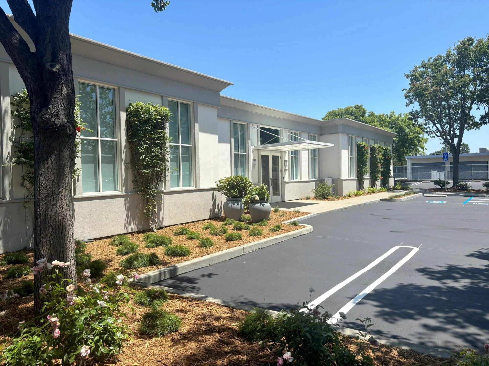 3197 Park Boulevard — Lease in Palo Alto, CA, photo 1 of 2
