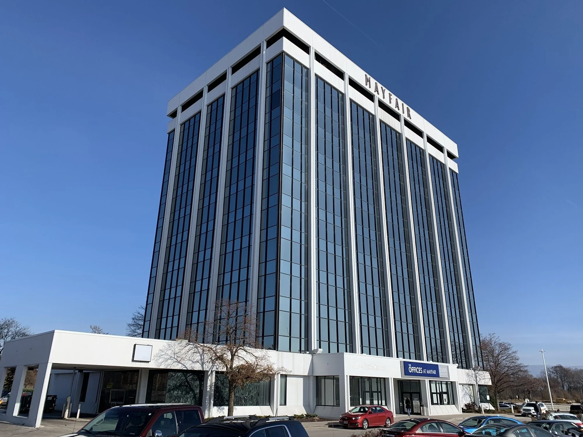 Mayfair Tower North — Lease in Wauwatosa, WI, photo 1 of 3