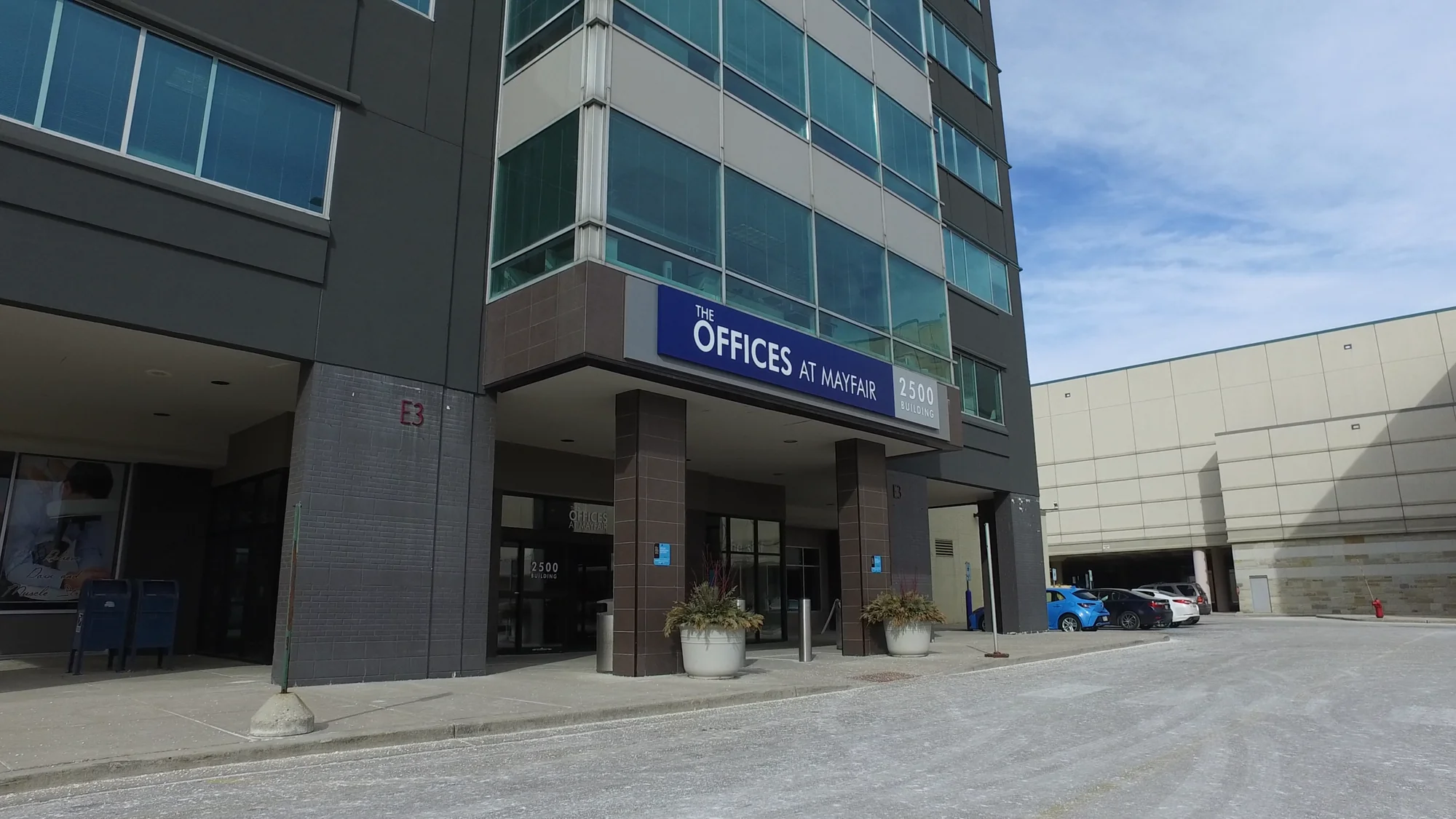 The Offices at Mayfair — Lease in Wauwatosa, WI, photo 1 of 2
