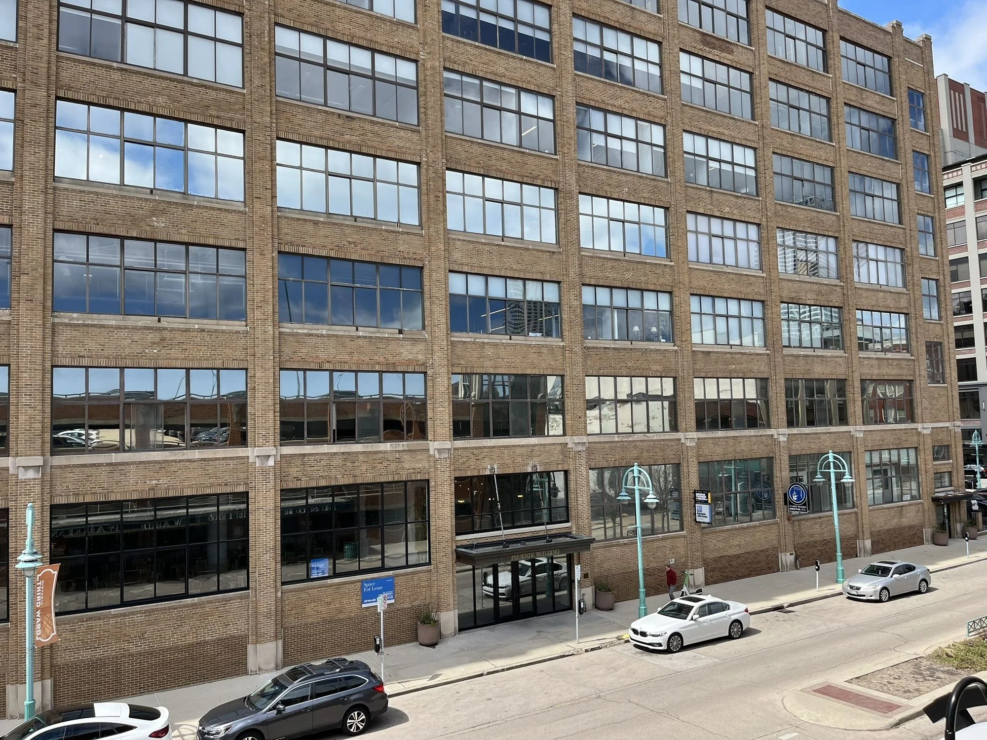 The Phoenix Building — Lease in Milwaukee, WI, photo 1 of 8