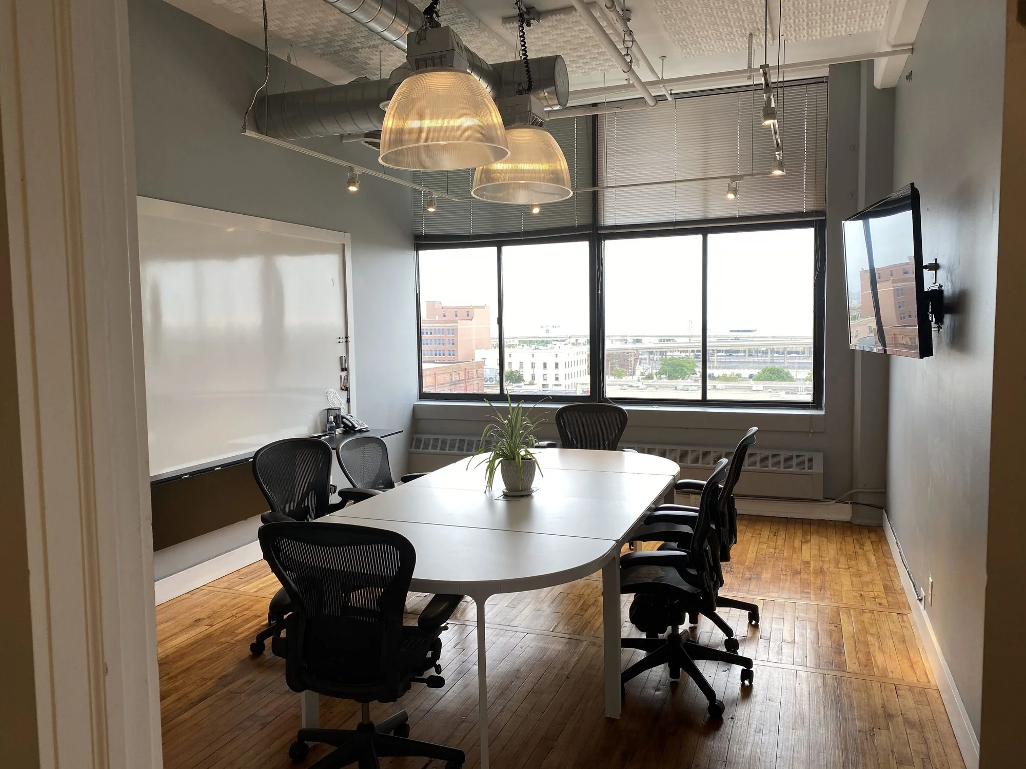 The Phoenix Building — Lease in Milwaukee, WI, photo 6 of 8