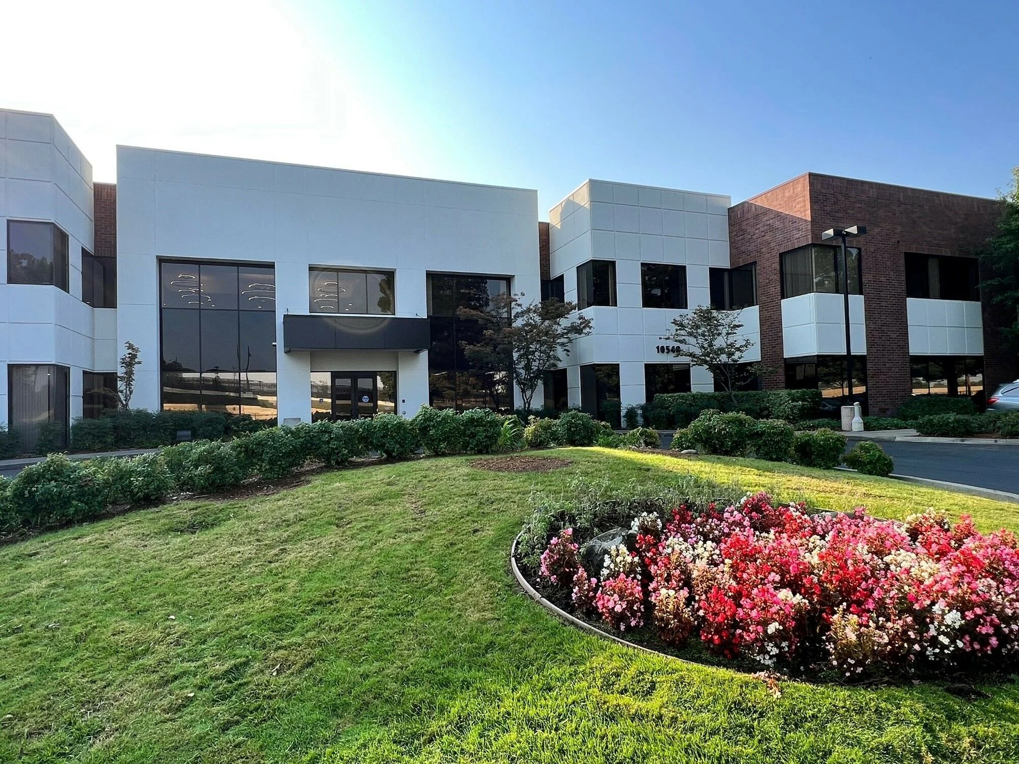 10540 White Rock Rd — Lease in Rancho Cordova, CA, photo 1 of 2
