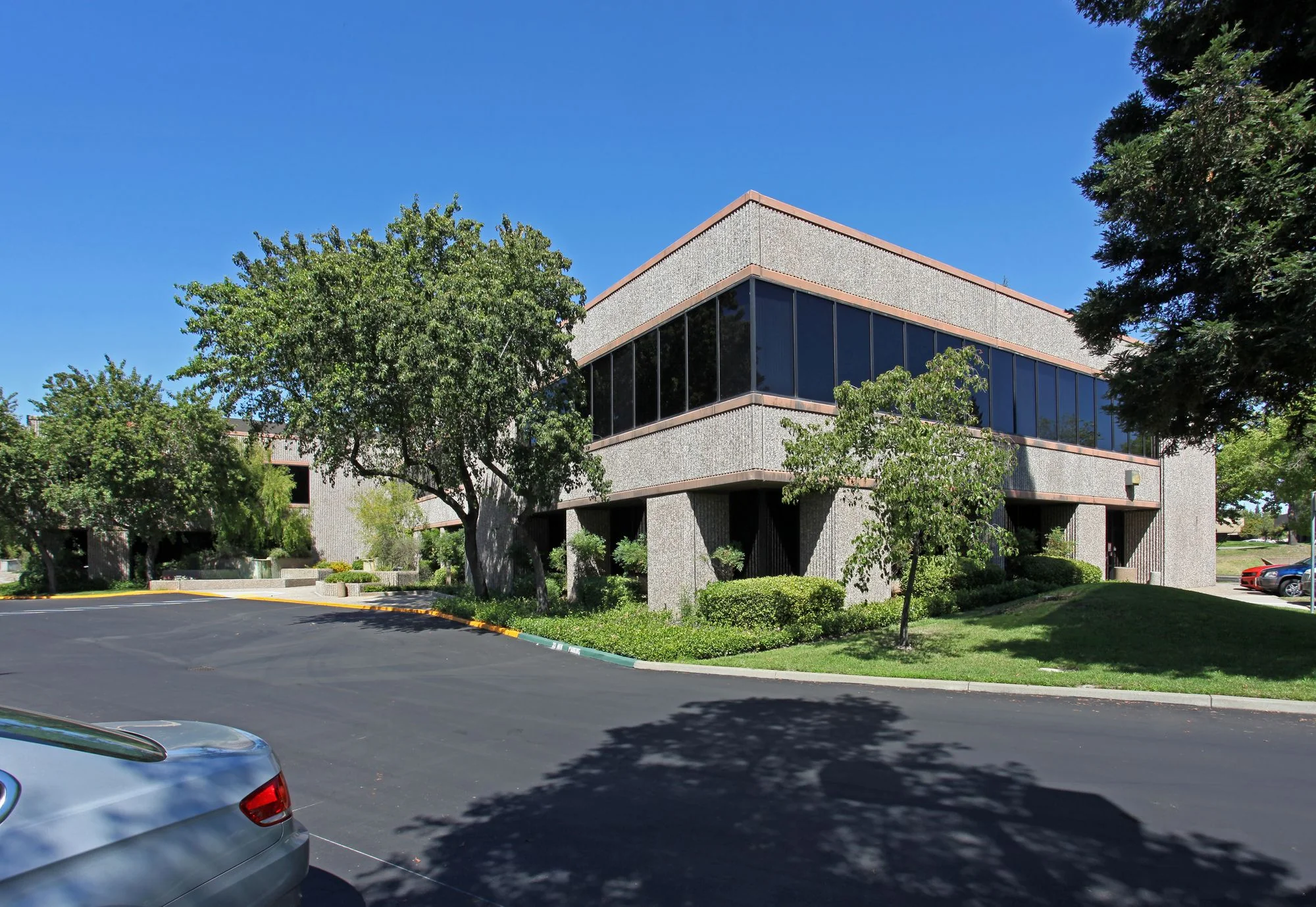Sunrise Corporate Center — Lease in Rancho Cordova, CA, photo 1 of 3