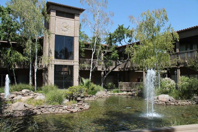 151 N Sunrise Ave — Lease in Roseville, CA, photo 1 of 1