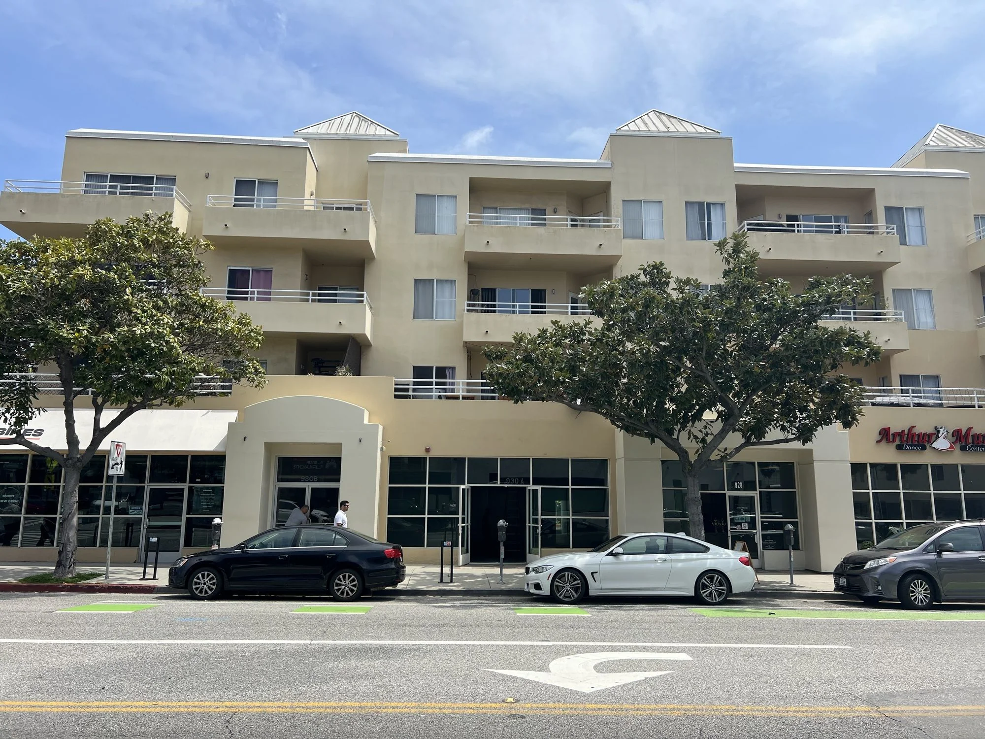 926 Broadway — Lease in Santa Monica, CA, photo 1 of 8