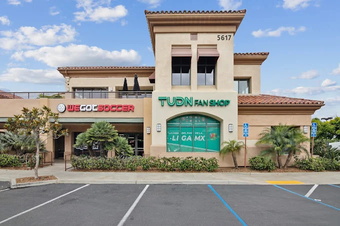 Paseo Carlsbad — Lease in Carlsbad, CA, photo 2 of 4