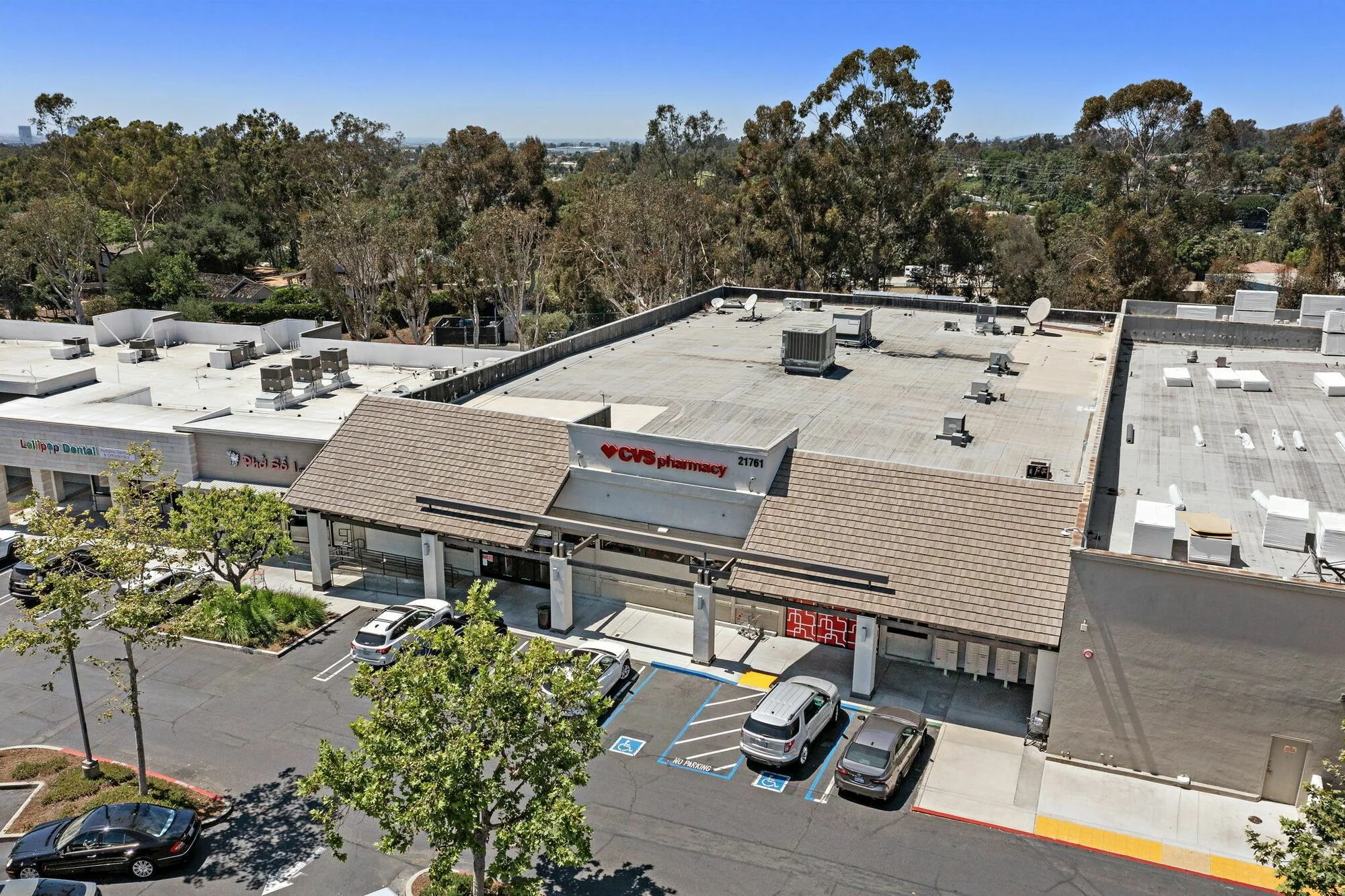 Heritage Hill — Lease in Lake Forest, CA, photo 2 of 3
