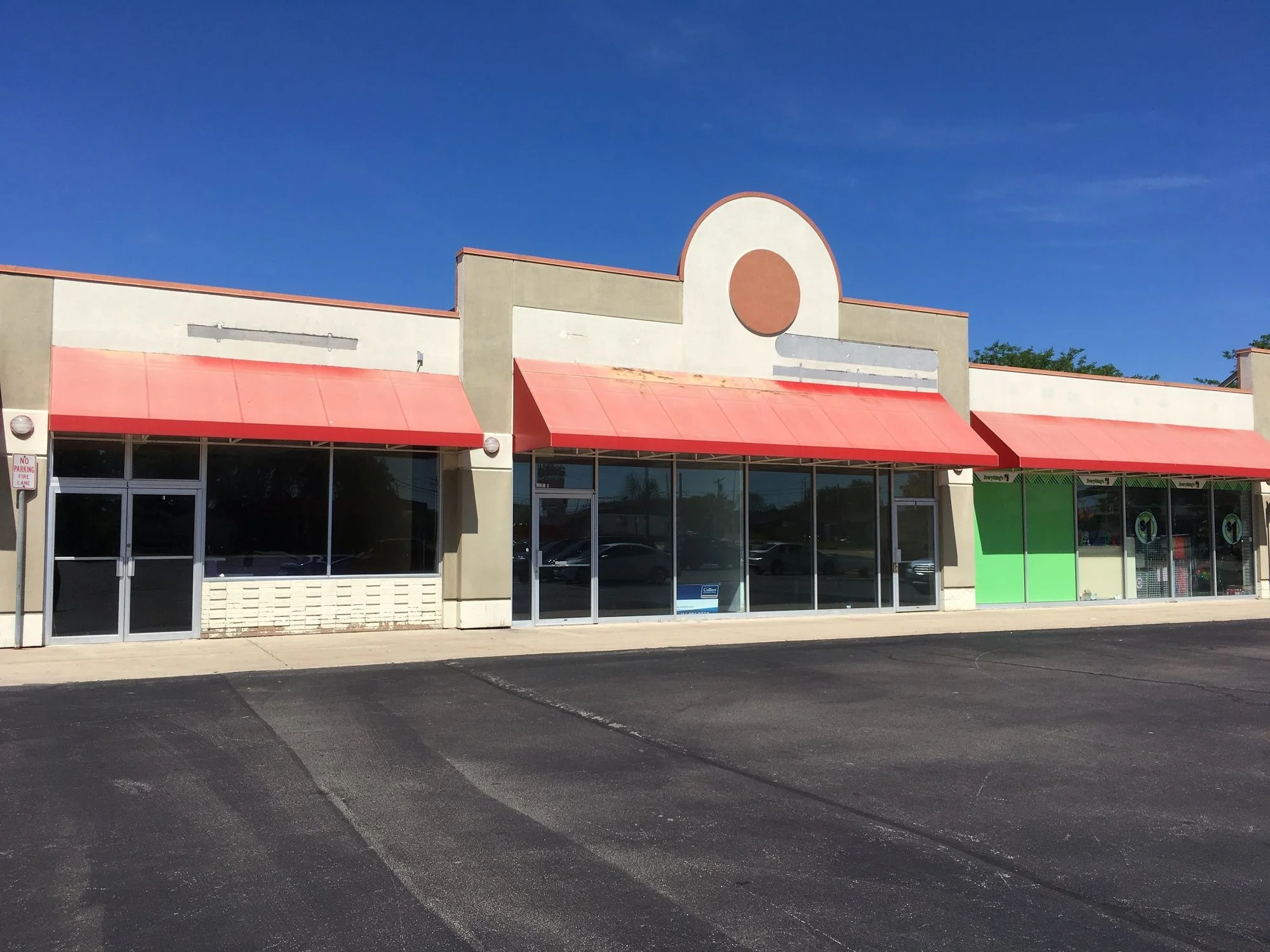 Shorecrest Shopping Center — Lease in Racine, WI, photo 5 of 7