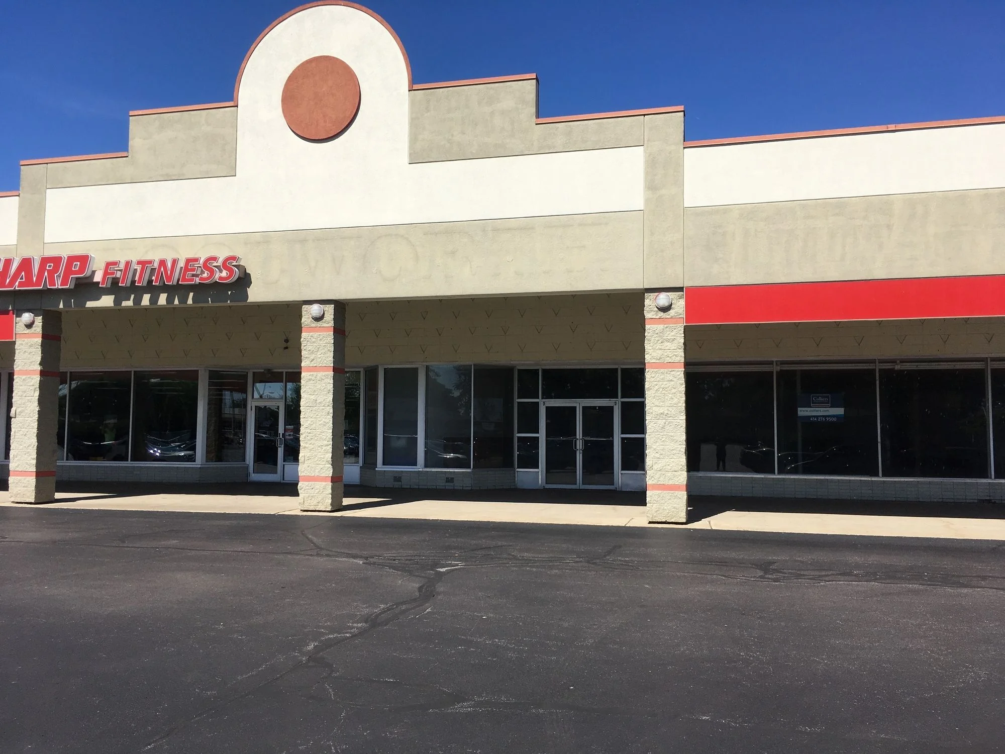 Shorecrest Shopping Center — Lease in Racine, WI, photo 6 of 7