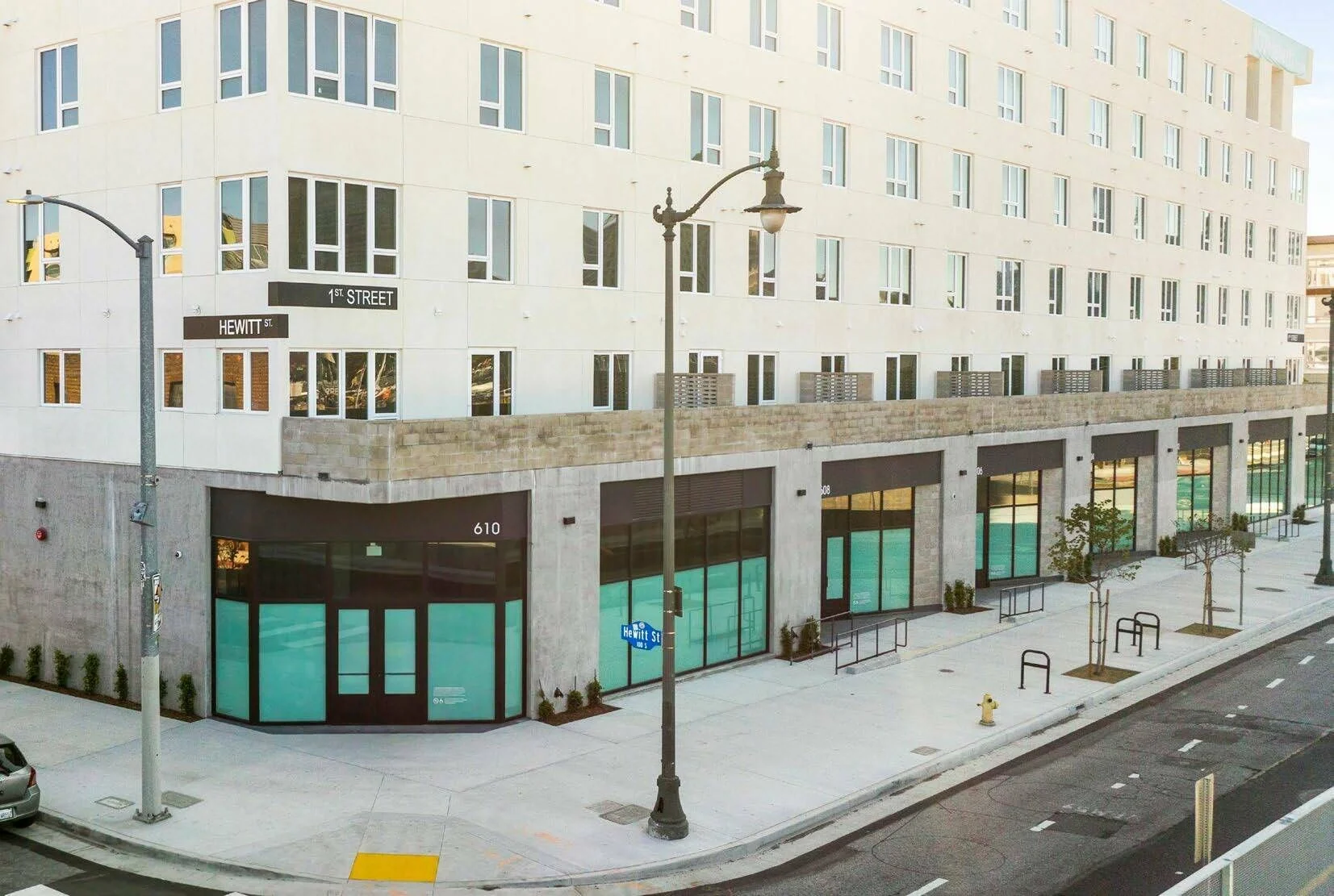 107 Hewitt — Lease in Los Angeles, CA, photo 1 of 1