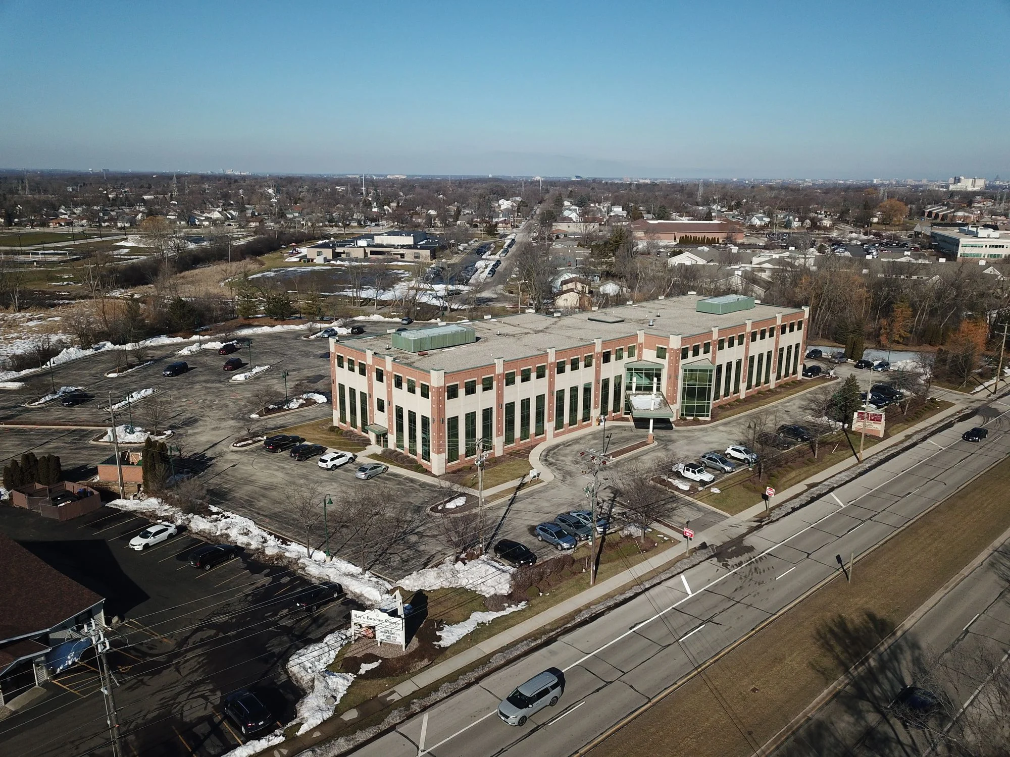 Loomis Professional Building — Lease in Greenfield, WI, photo 4 of 8