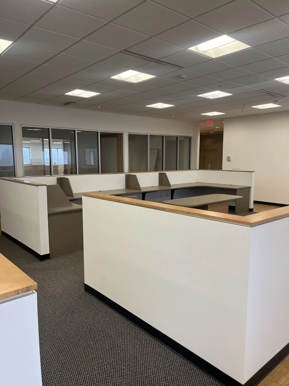 Loomis Professional Building — Lease in Greenfield, WI, photo 8 of 8