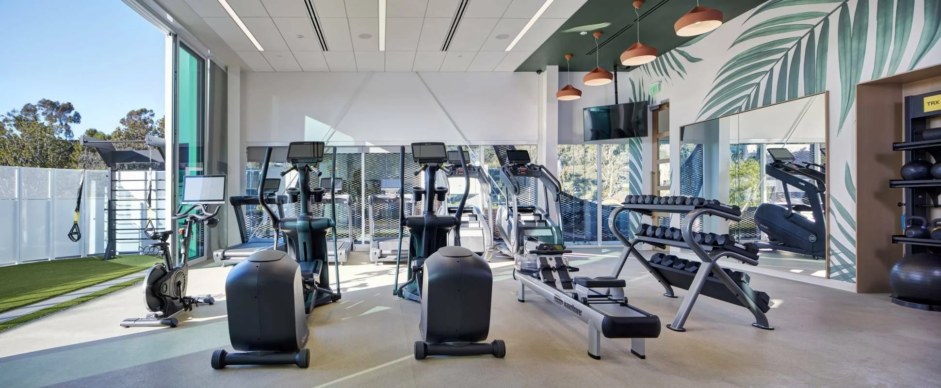 MODA Sorrento — Lease in San Diego, CA, photo 3 of 6