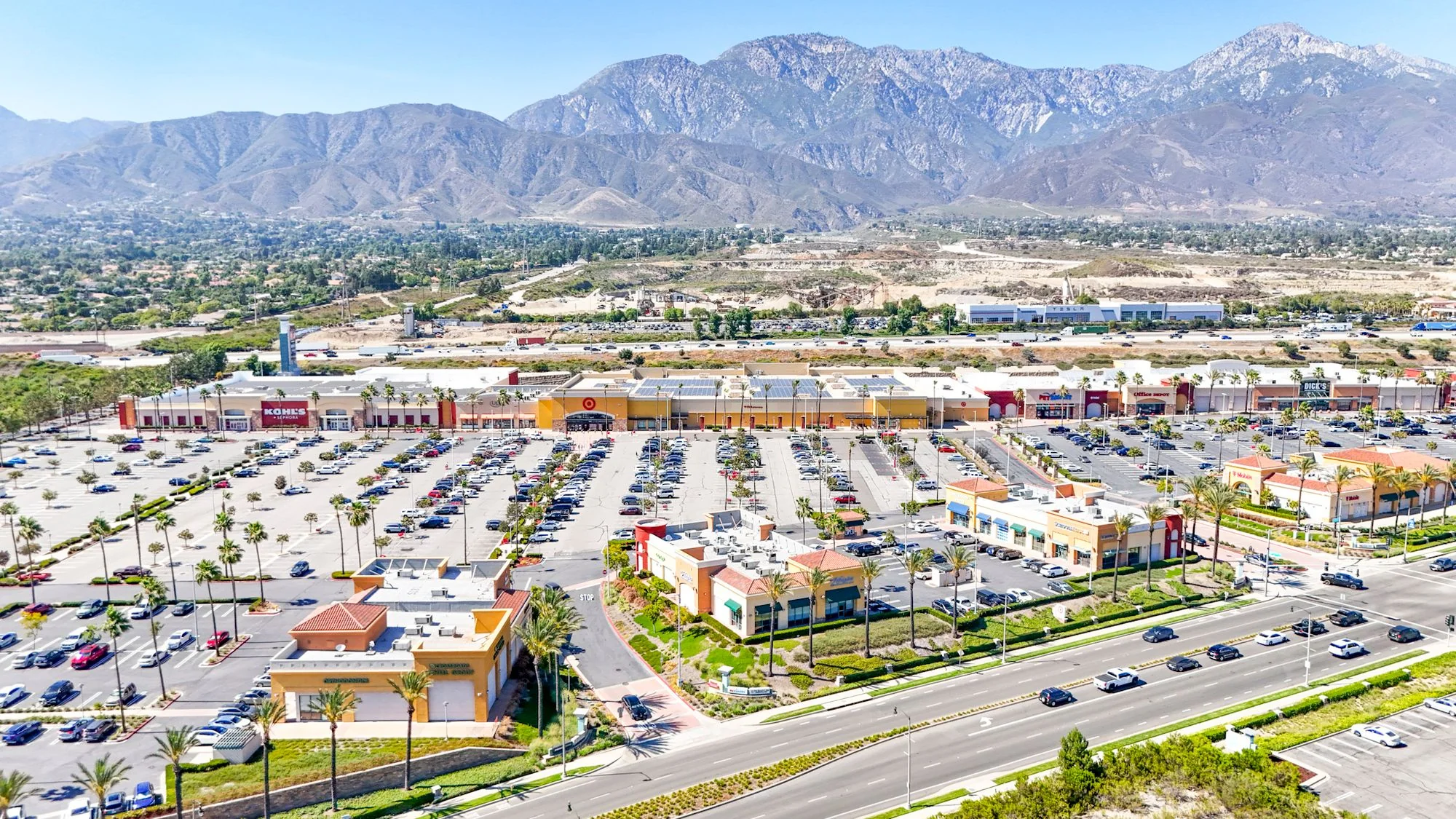 Colonies Crossroads — Lease in Upland, CA, photo 4 of 8