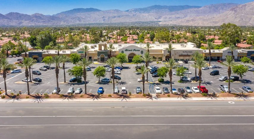 Plaza De Monterey — Lease in Palm Desert, CA, photo 1 of 7