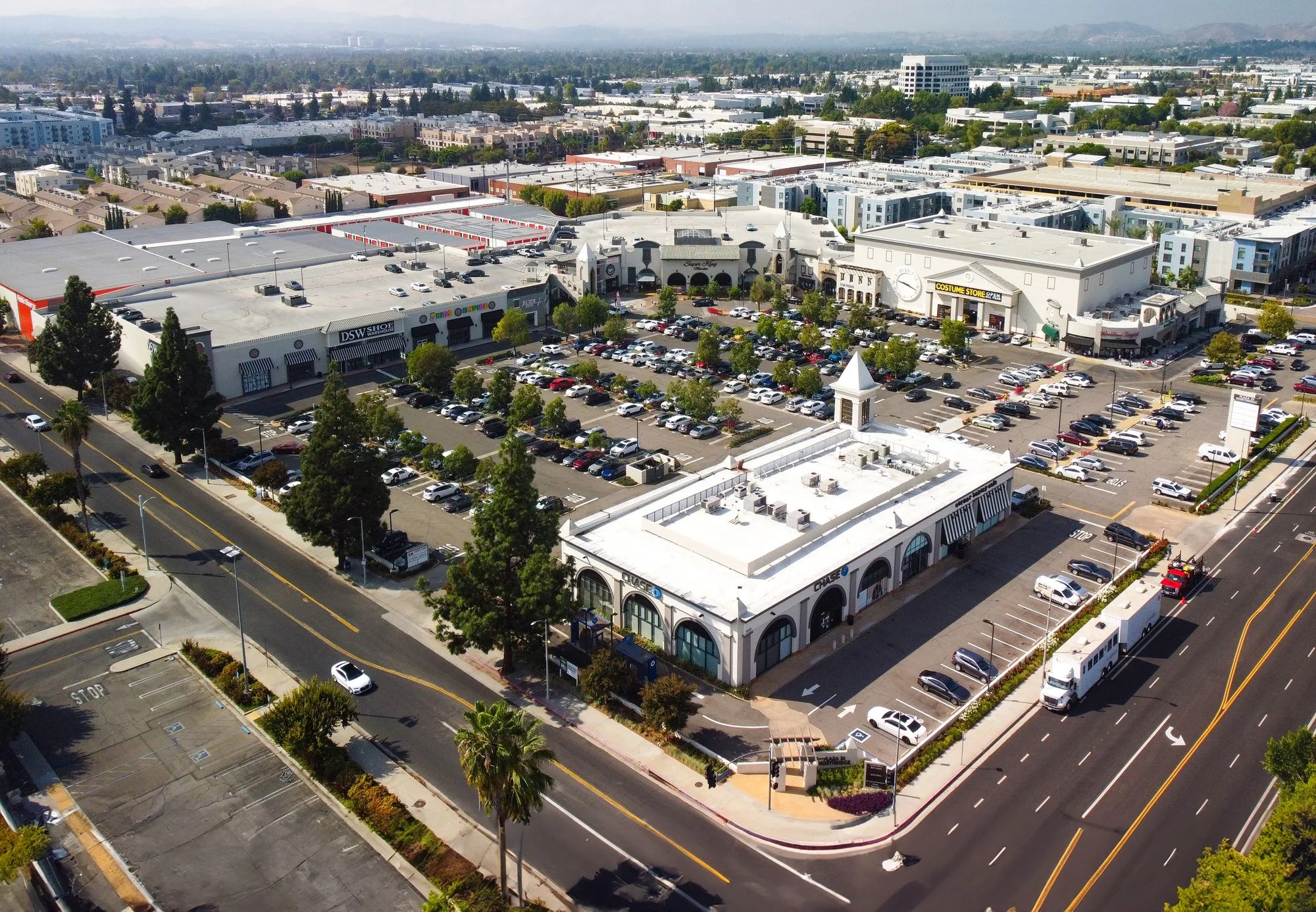 Plaza Di Northridge