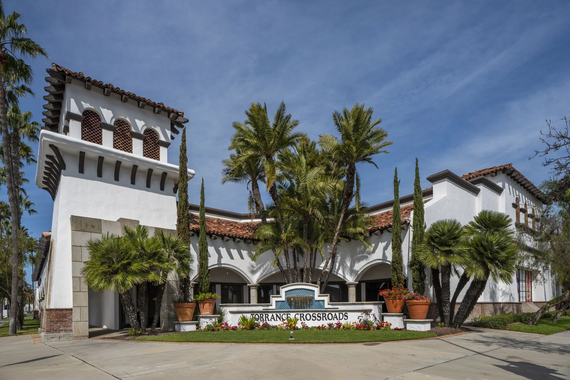 Torrance Crossroads — Lease in Torrance, CA, photo 1 of 8