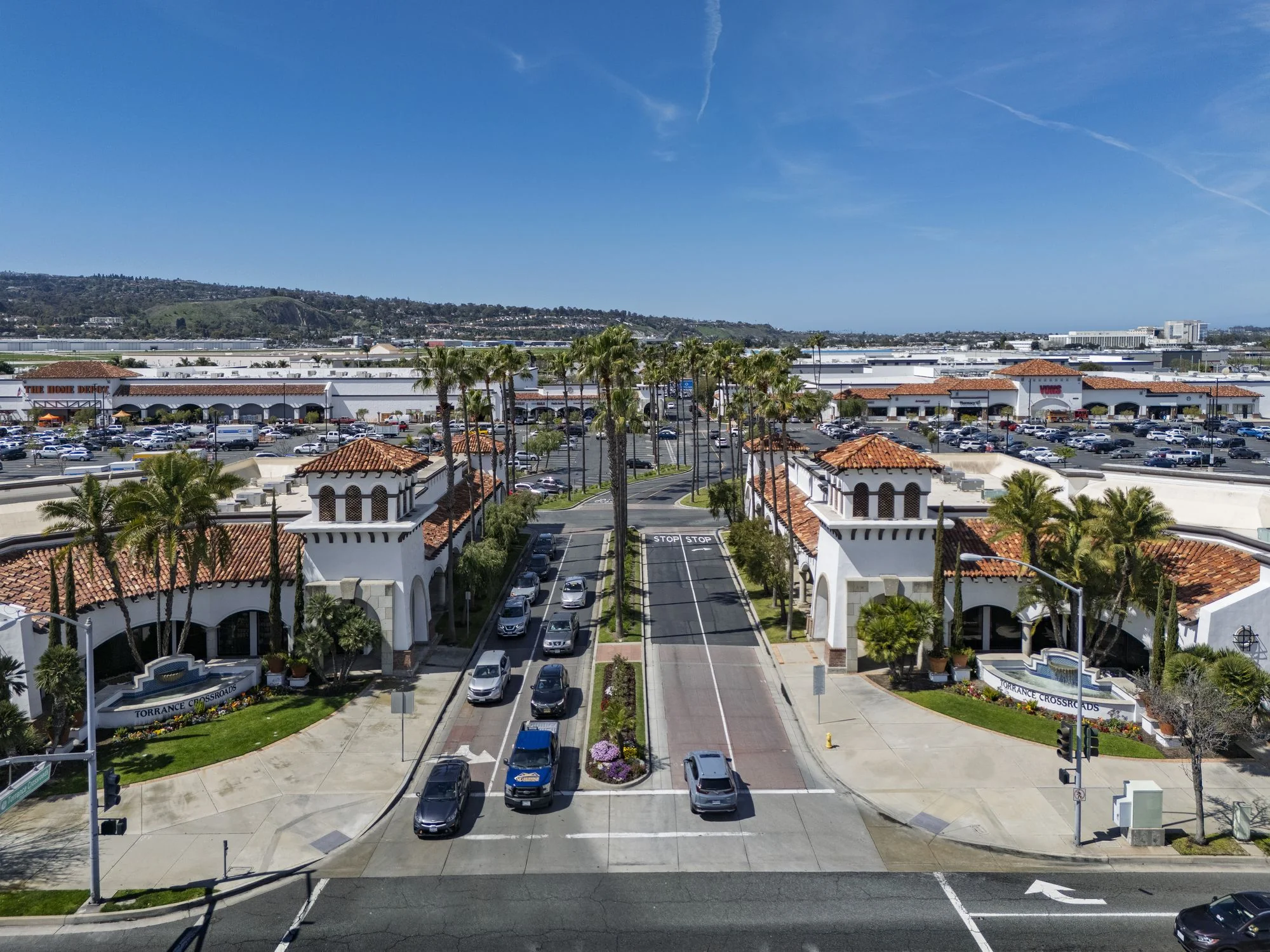 Torrance Crossroads — Lease in Torrance, CA, photo 2 of 8