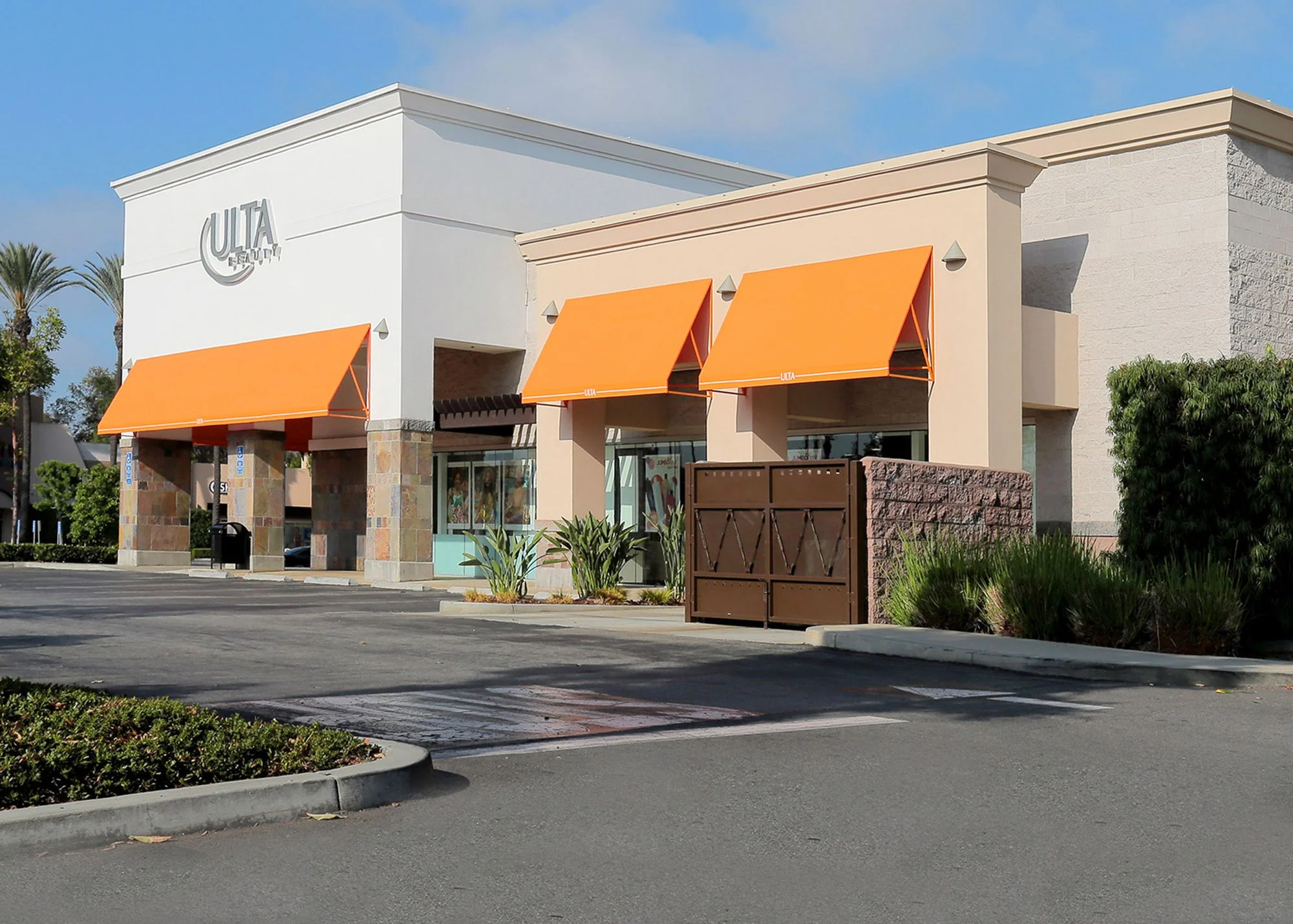 Long Beach Towne Center — Lease in Long Beach, CA, photo 6 of 6