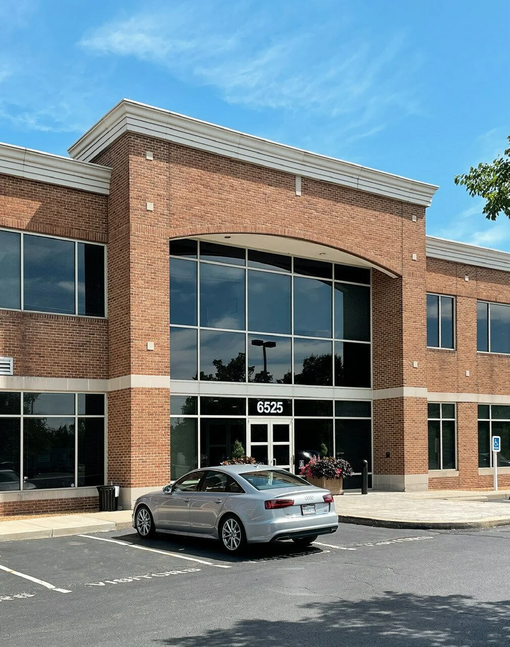 6525 W Campus Oval — Lease in New Albany, OH, photo 1 of 3