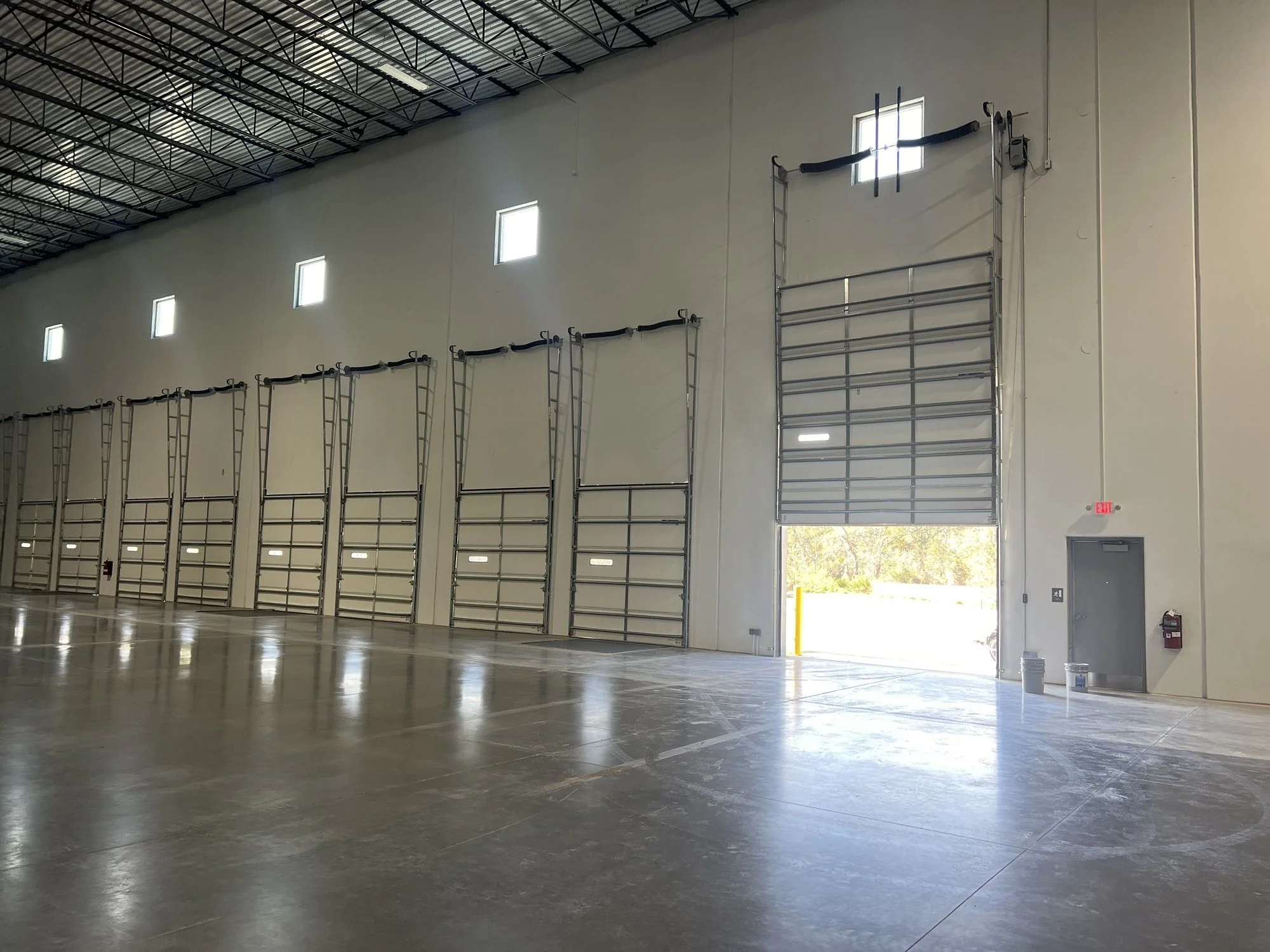 Port Commerce Center - 10616 Alta Drive — Lease in Jacksonville, FL, photo 6 of 8
