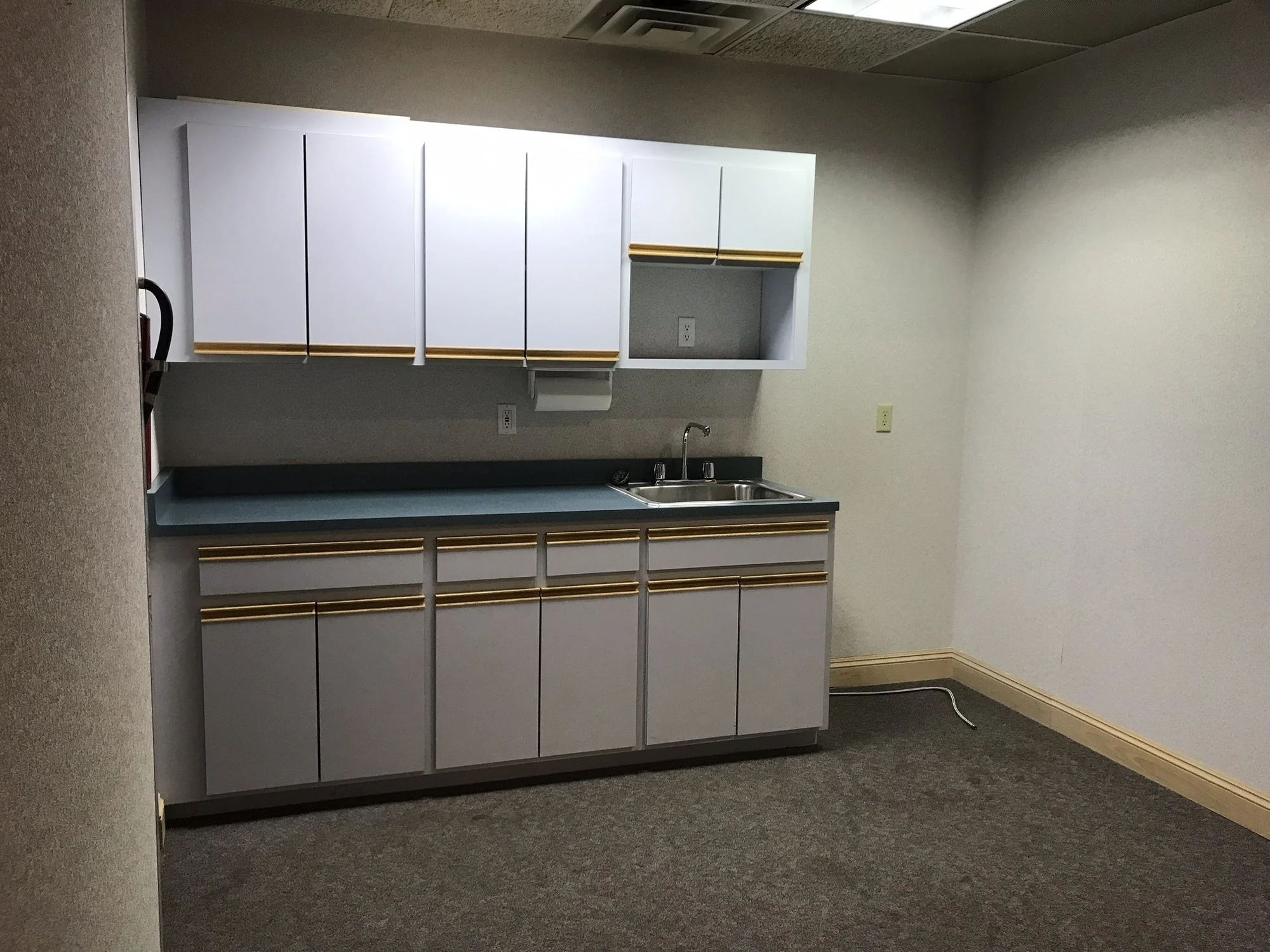 N80W14800 Appleton Ave — Lease in Menomonee Falls, WI, photo 5 of 8