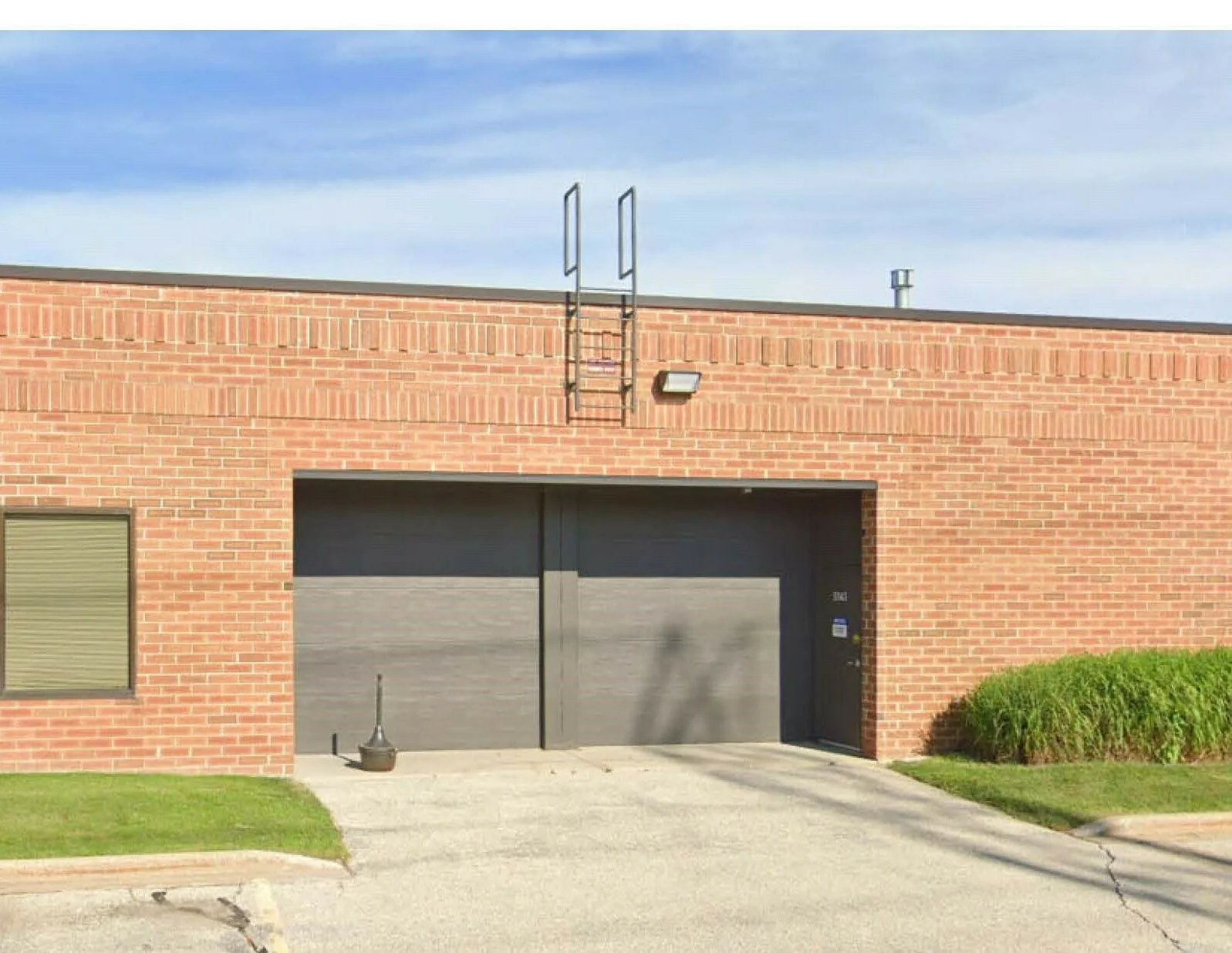 Monterey Park Corporate Center — Lease in Milwaukee, WI, photo 7 of 7