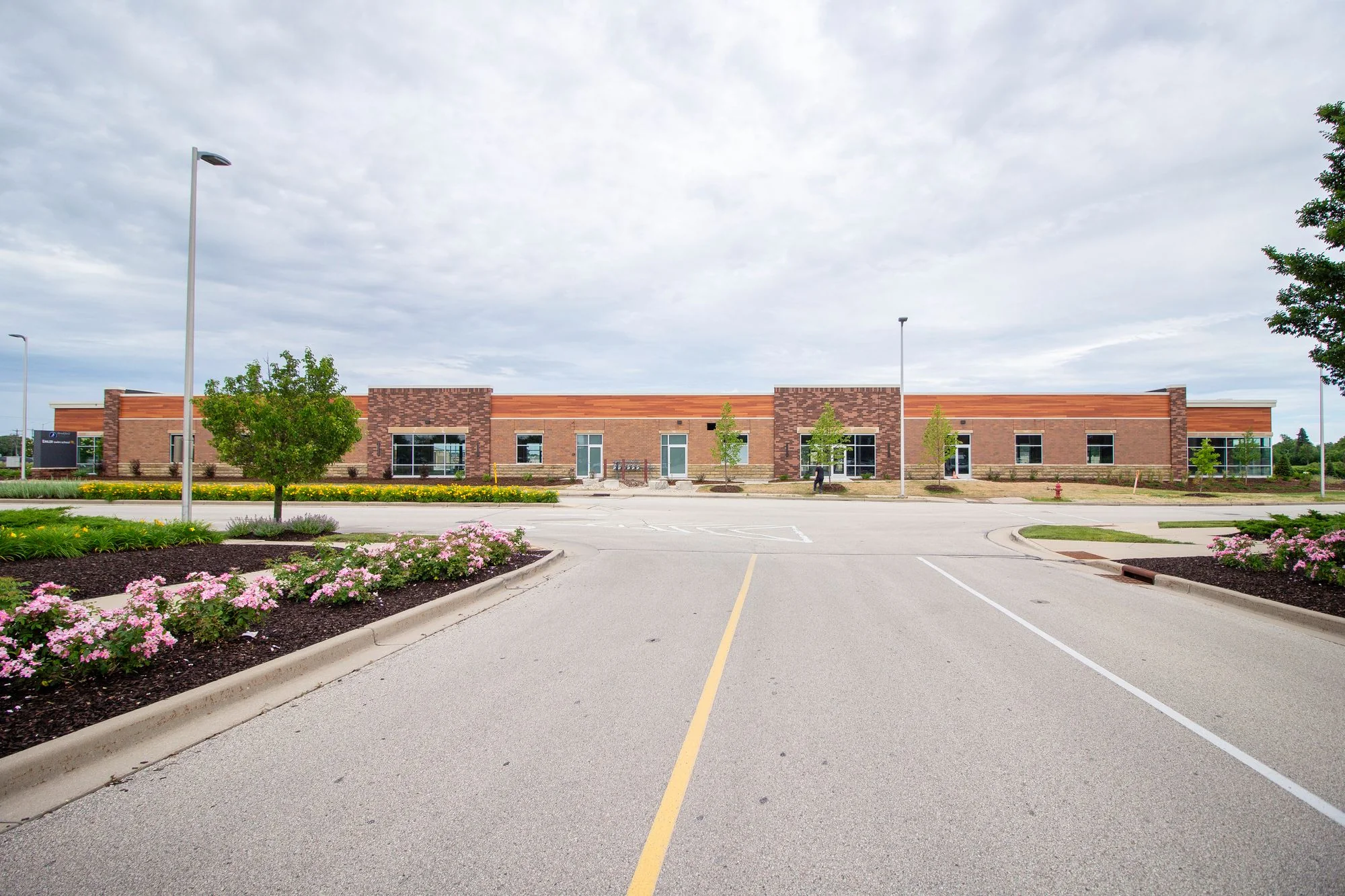 THE SHOPPES AT THE CORRIDOR — Lease in Brookfield, WI, photo 4 of 6