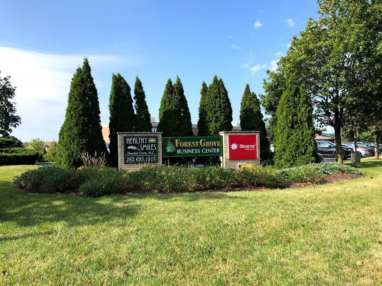 Forest Grove Business Center — Lease in Pewaukee, WI, photo 2 of 8