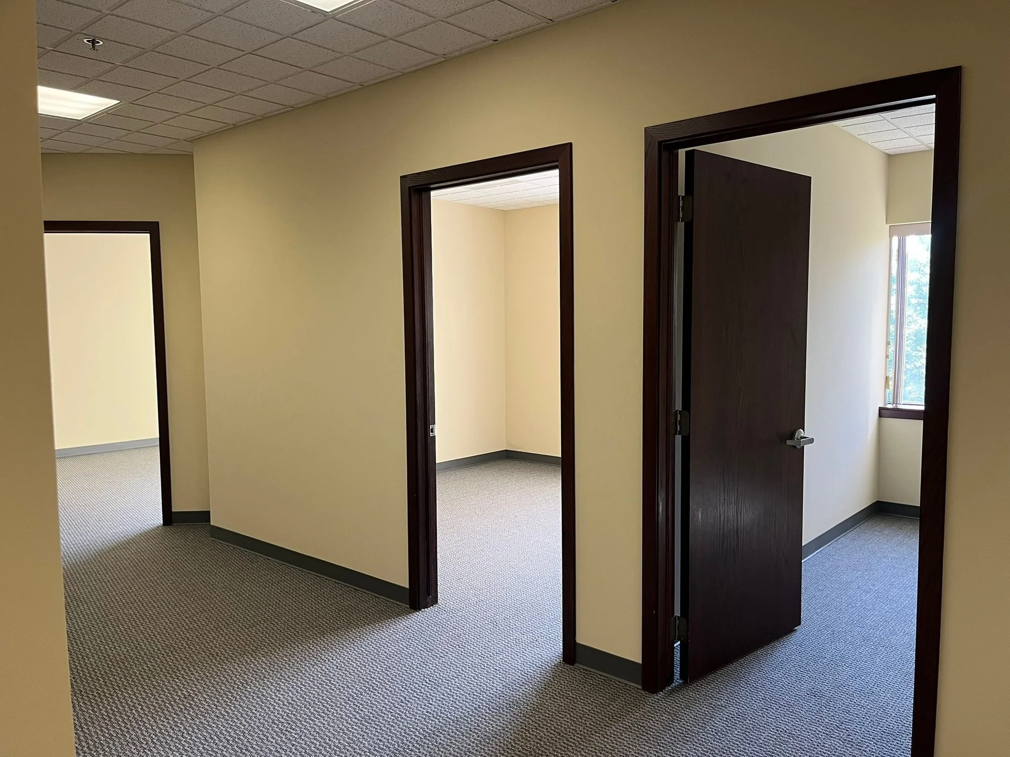 Forest Grove Business Center — Lease in Pewaukee, WI, photo 5 of 8