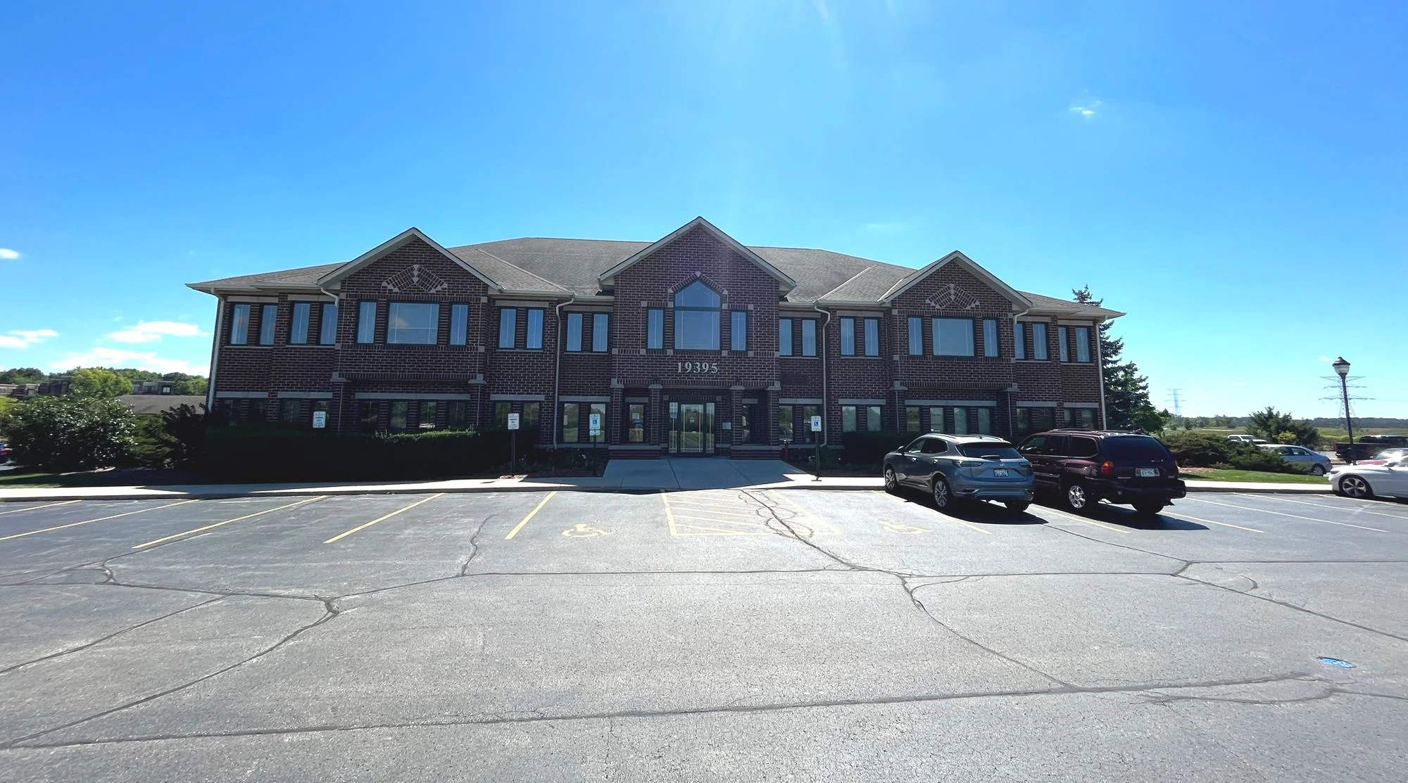 Fox River Business Center - Building C — Lease in Brookfield, WI, photo 1 of 1