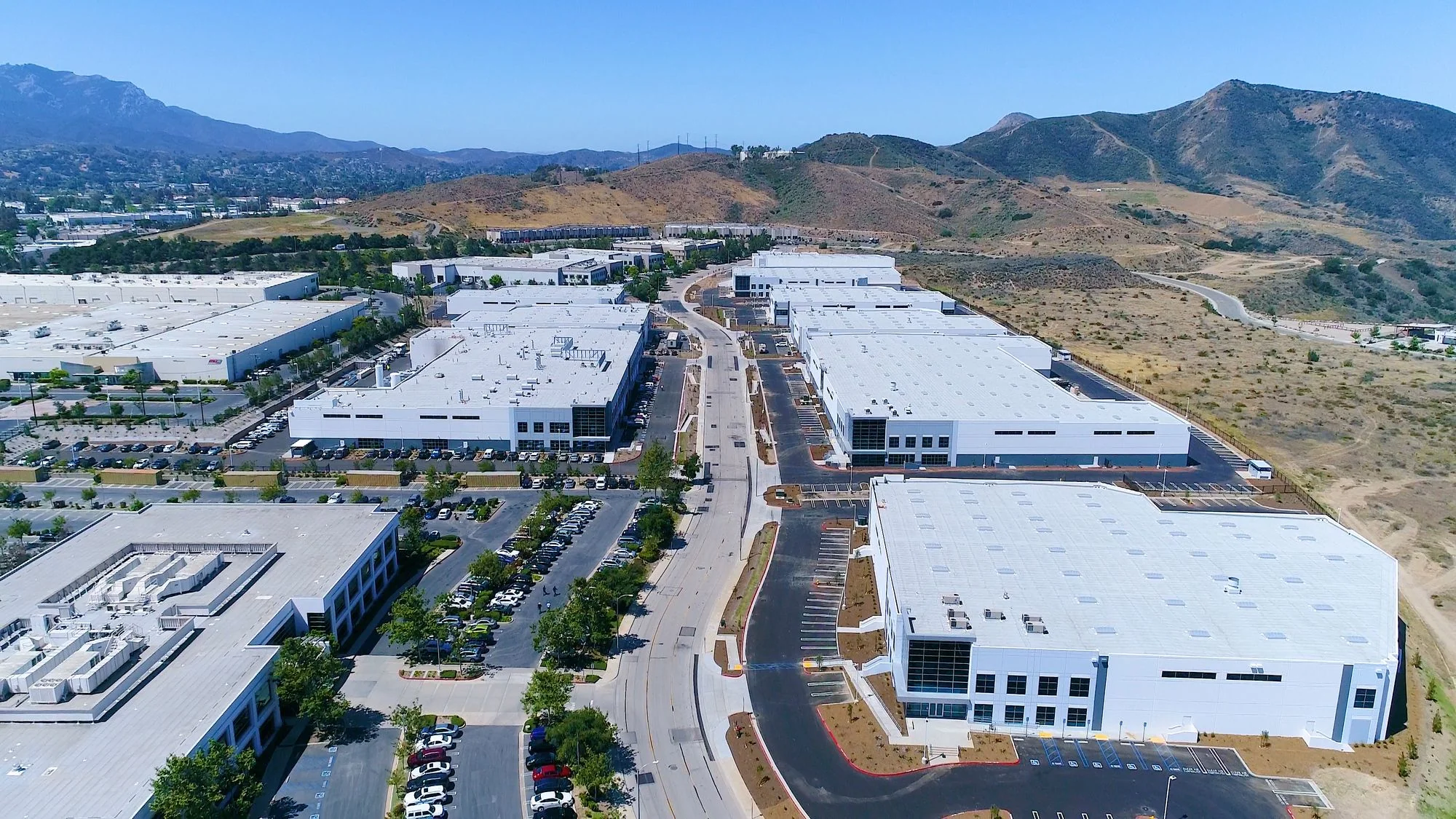 Conejo Spectrum — Lease in Thousand Oaks, CA, photo 1 of 5