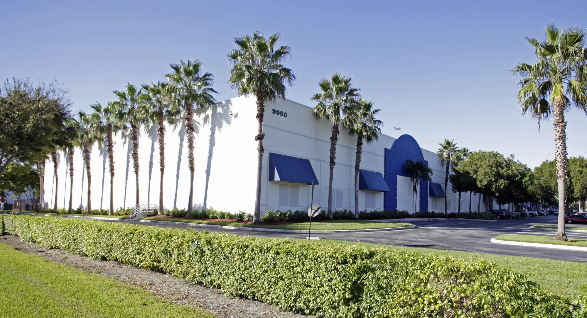 International Corporate Park #4 — Lease in Miami, FL, photo 1 of 5