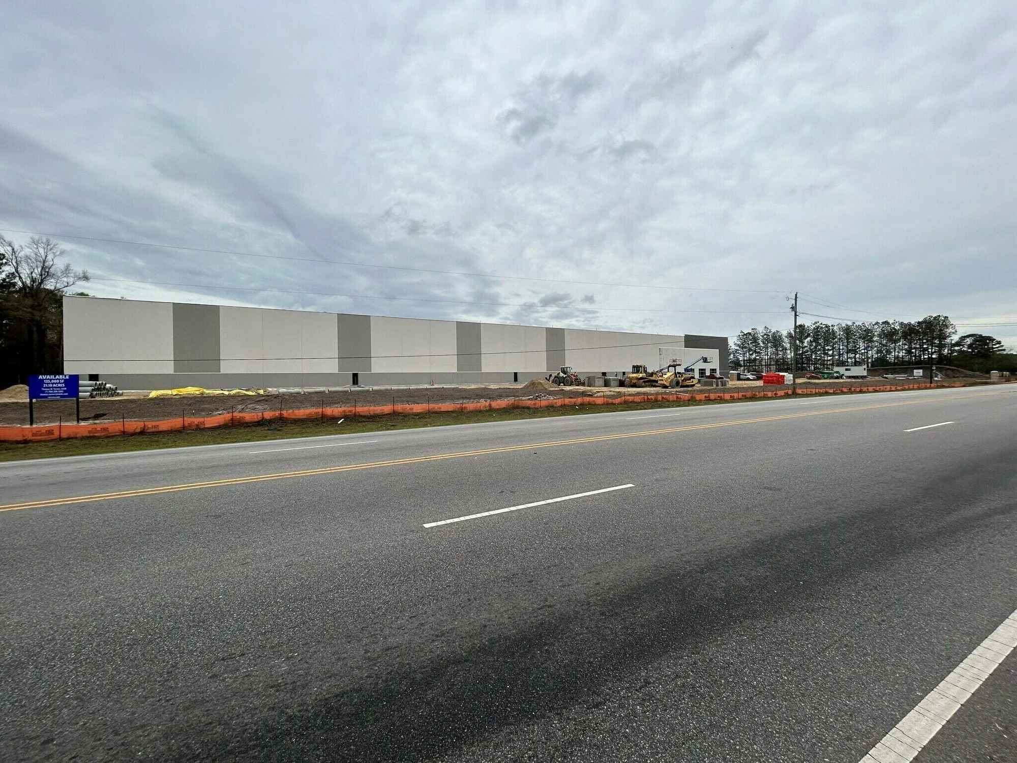 103 Tom Starling Rd — Lease in Fayetteville, NC, photo 4 of 8