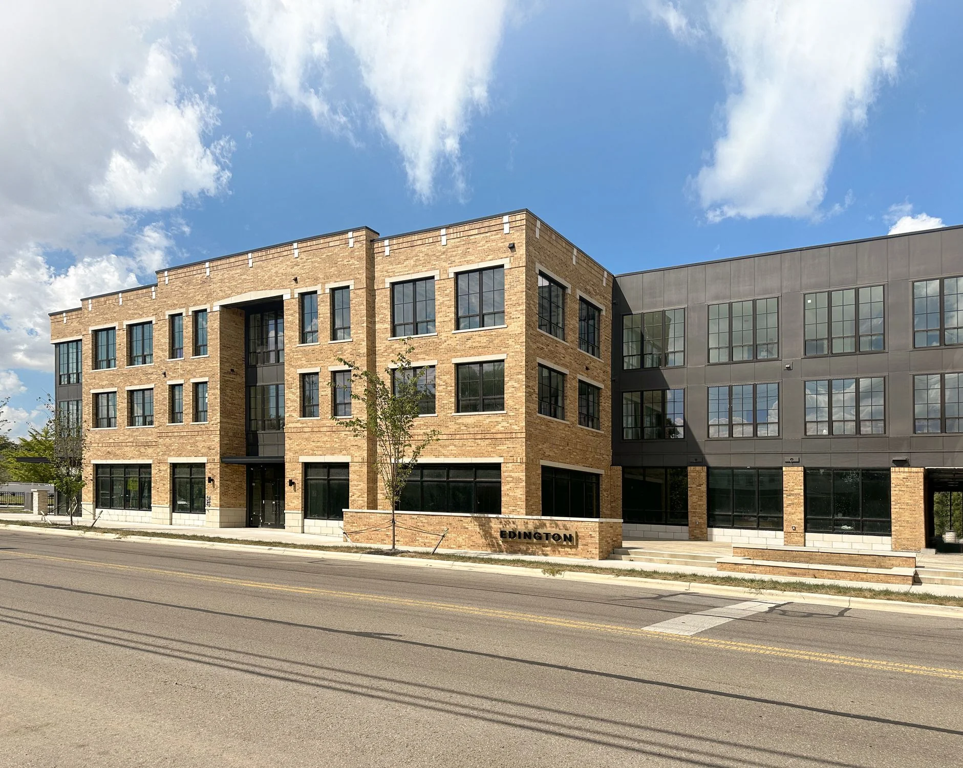 The Edington — Lease in Grandview Heights, OH, photo 1 of 6