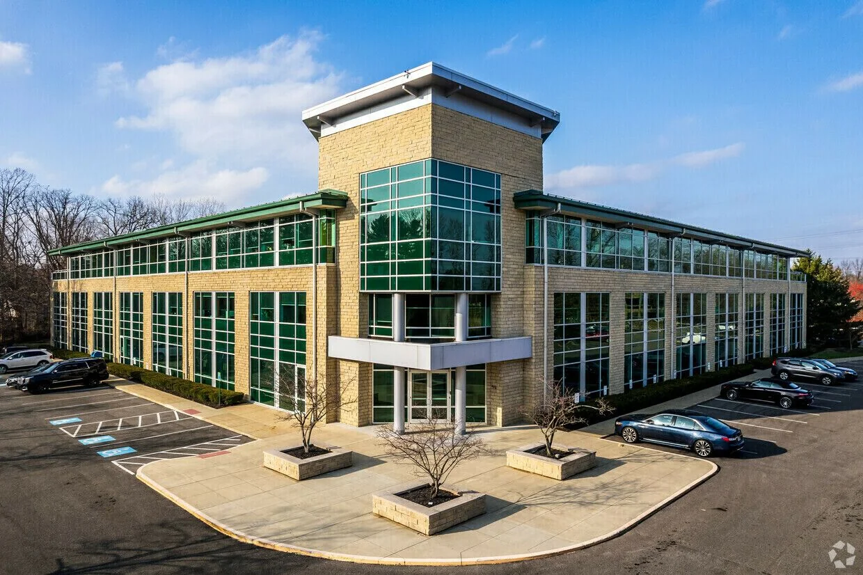 7100 East Pleasant Valley Road — Lease in Independence, OH, photo 1 of 1