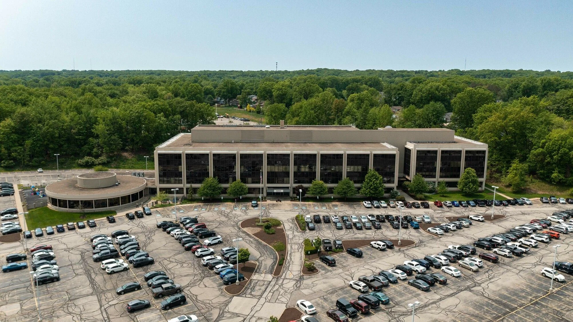 6200 Oak Tree Boulevard — Lease in Independence, OH, photo 1 of 1