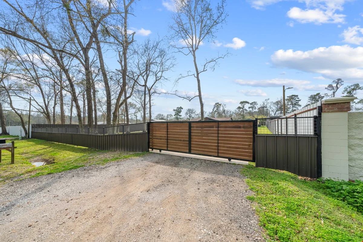 Secure A Standalone Office Building With Storage — Sale in Spring, TX, photo 8 of 8