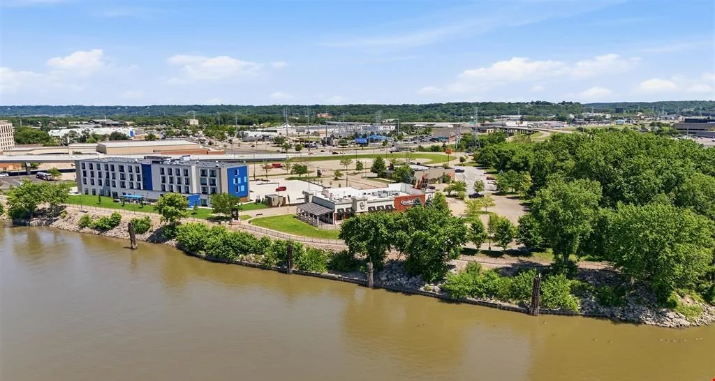 230 Conference Center Dr - retail for sale in east peoria, IL