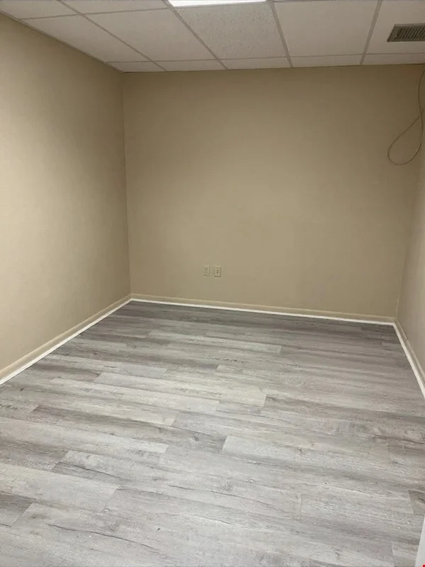 San Carlos Blvd Office - Close near Sanibel — Lease in Fort Myers, FL, photo 4 of 8