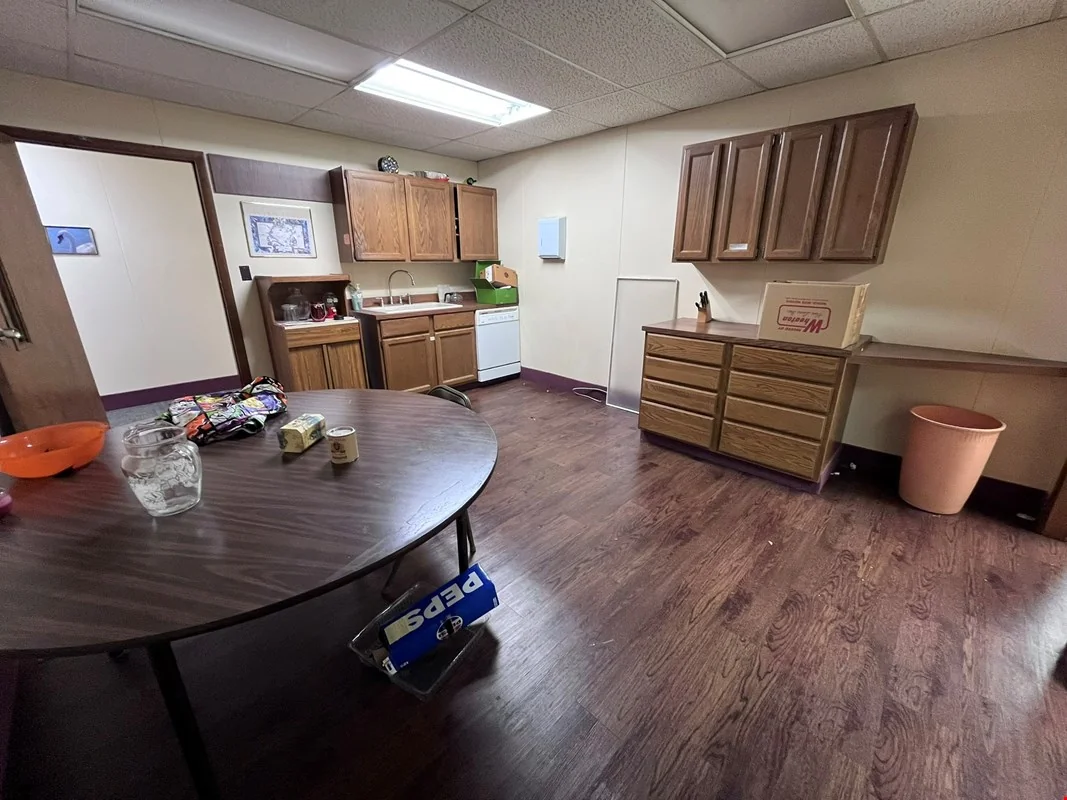 Office Building For Lease — Lease in Saginaw, MI, photo 5 of 8