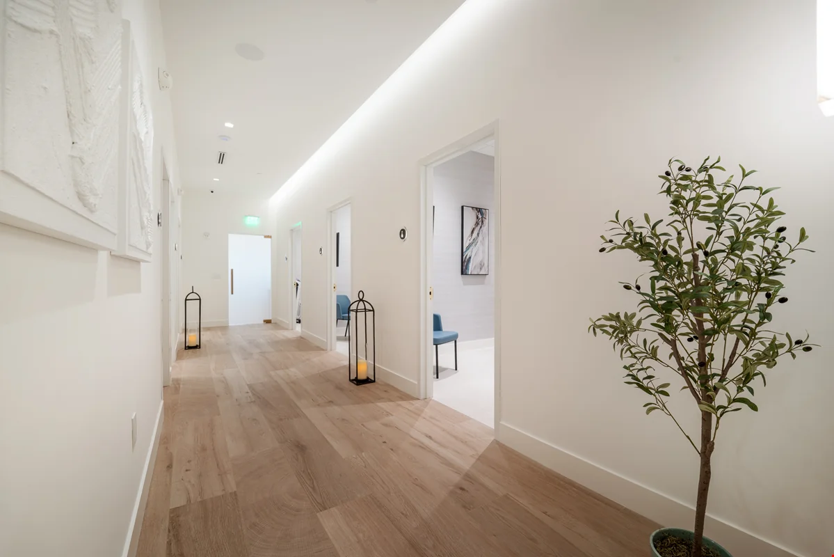 CORAL GABLES WELLNESS & AESTHETIC FACILITY — Lease in Coral Gables, FL, photo 7 of 7