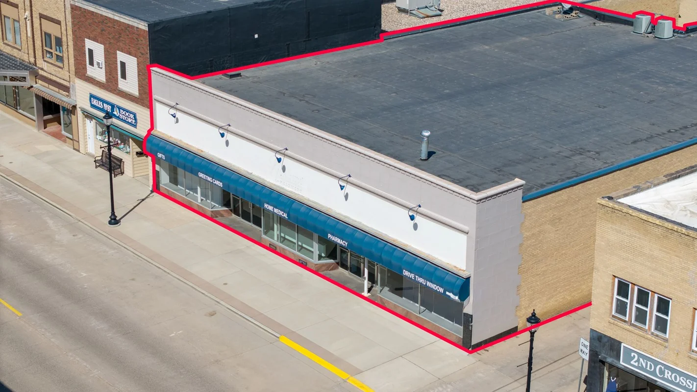 Prime Downtown Valley City | 75' Central Ave Frontage | Drive-Thru | Flexible Retail/Commercial - retail for sale in valley city, ND
