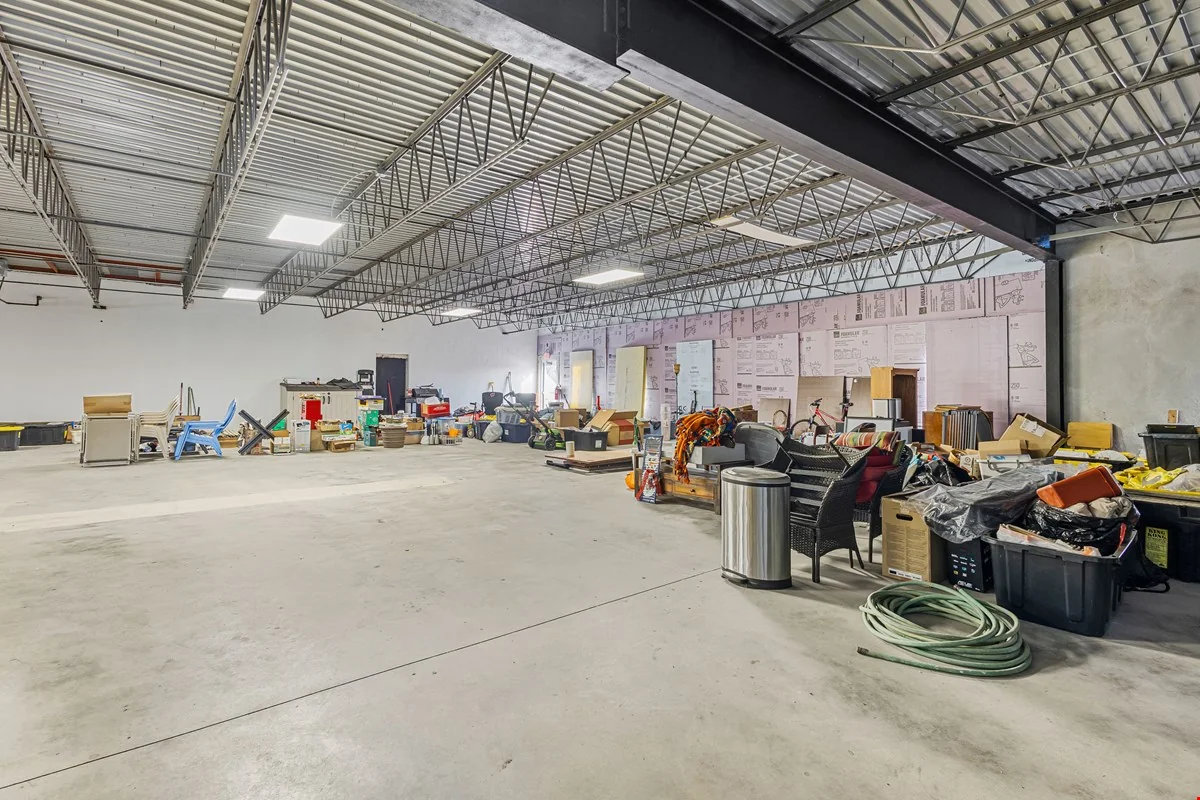 Madison Industrial/Flex Opportunity — Lease in Madison, WI, photo 3 of 8