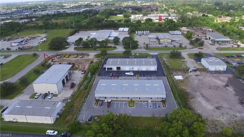 Industrial Office Warehouse 1500 sq ft