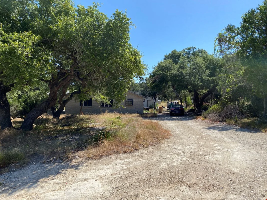 5 Acres - 5324 US Hwy 281 N — Lease in Spring Branch, TX, photo 4 of 8